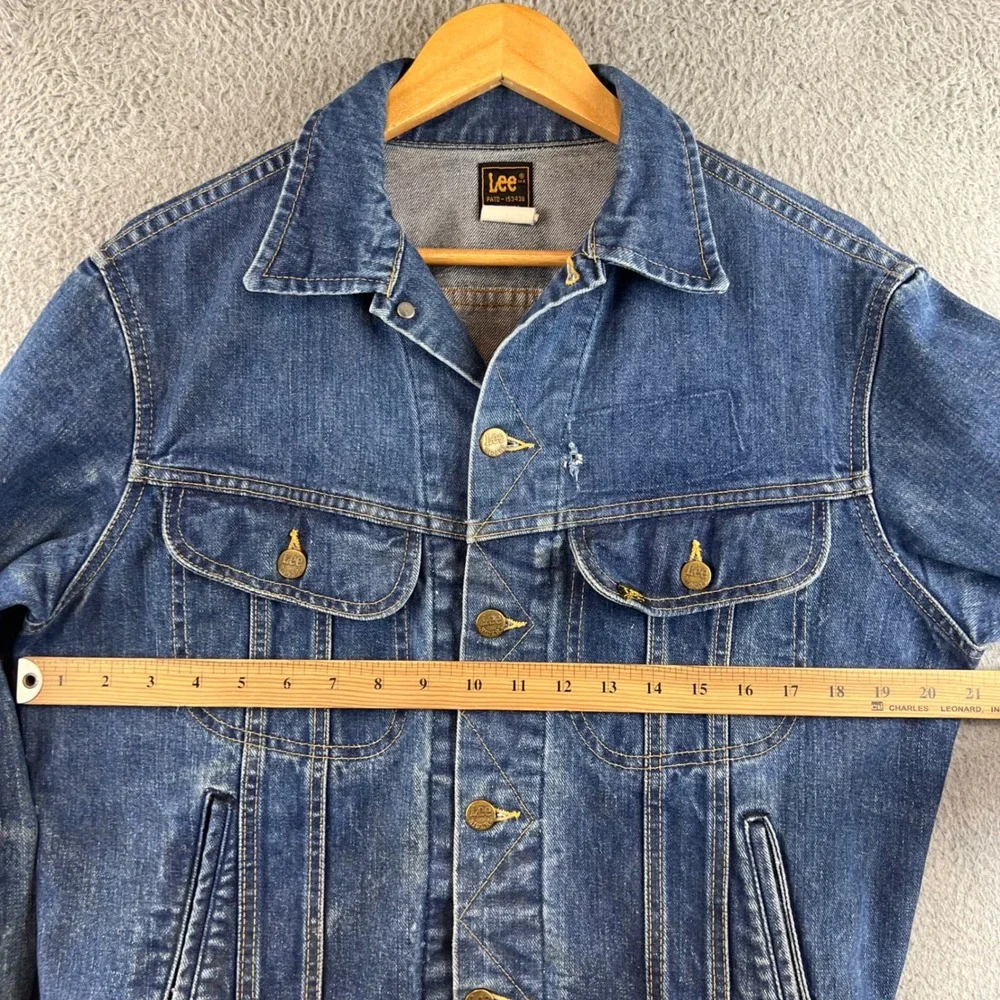 Vintage Lee Riders Denim Jacket Mens 42 Long Made in USA Blue Trucker Distressed